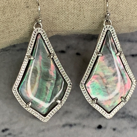 Kendra Scott Jewelry - 💎Kendra Scott Alex Earrings in Black MOP